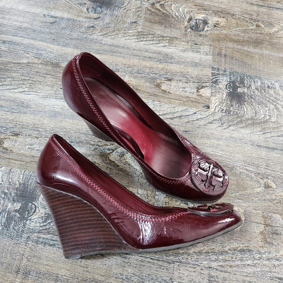 Tory Burch Burgundy Patent Leather Wedge Pumps, Made In Brazil, Women's Size 9.5 - Picture 4 of 13